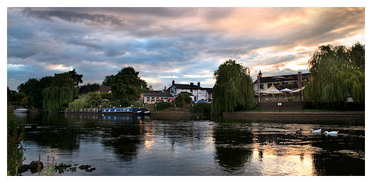 Hog Roast Bidford on Avon
